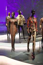 Ausstellung Thierry Mugler - Couturissime in der Kunsthalle München vom 25.05.-30.08.2020 (©Foto: Martin  Schmitz)